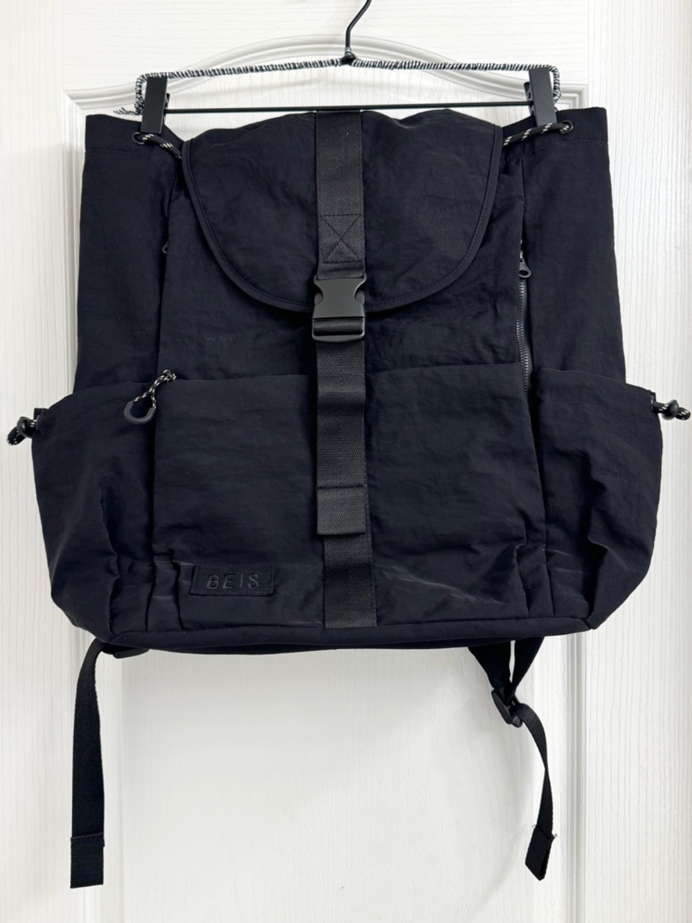 SOLD// BEIS The Sport Backpack Black